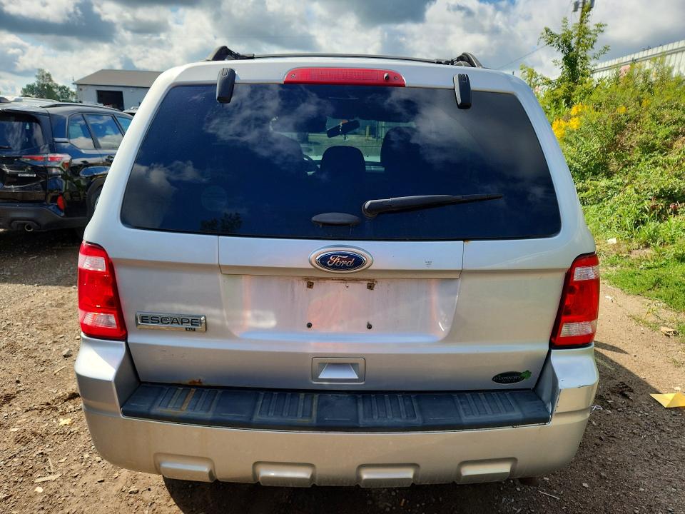 2011 Ford Escape მანქანა იყიდება აუქციონზე, vin: 1FMCU9D76BKB40750, აუქციონის ნომერი: 66417176