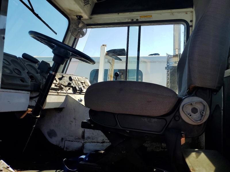 65210016 :رقم المزاد ، 4LMBB21107L019208 vin ، 2007 Capacity Of Texas Tj5000 مزاد بيع