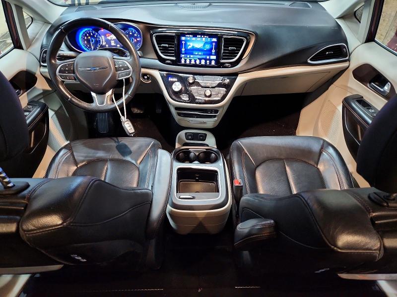 63649916 :رقم المزاد ، 2C4RC1EGXHR660154 vin ، 2017 Chrysler Pacifica مزاد بيع