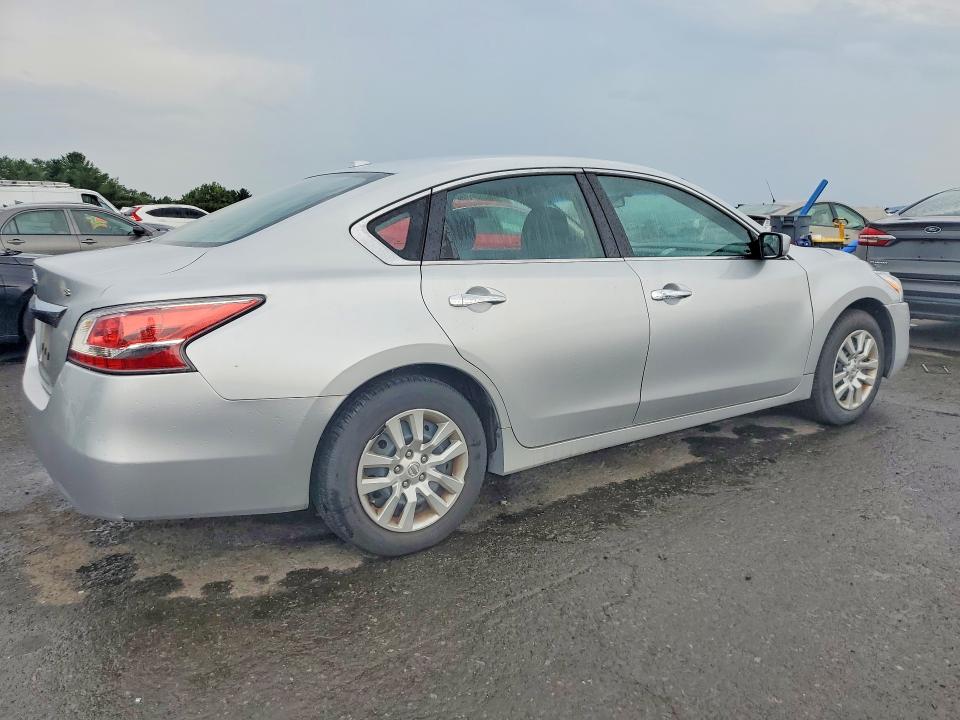 Продажа на аукционе авто 2015 Nissan Altima, vin: 1N4AL3AP0FC209891, номер лота: 64701126