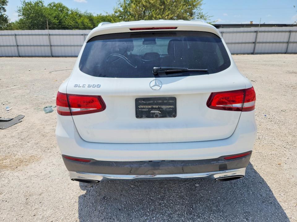 65864346 :رقم المزاد ، WDC0G4JB9HF224728 vin ، 2017 Mercedes-benz Glc مزاد بيع
