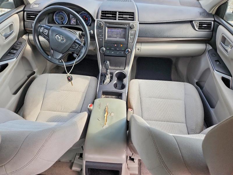 63826366 :رقم المزاد ، 4T1BF1FK9HU373723 vin ، 2017 Toyota Camry مزاد بيع