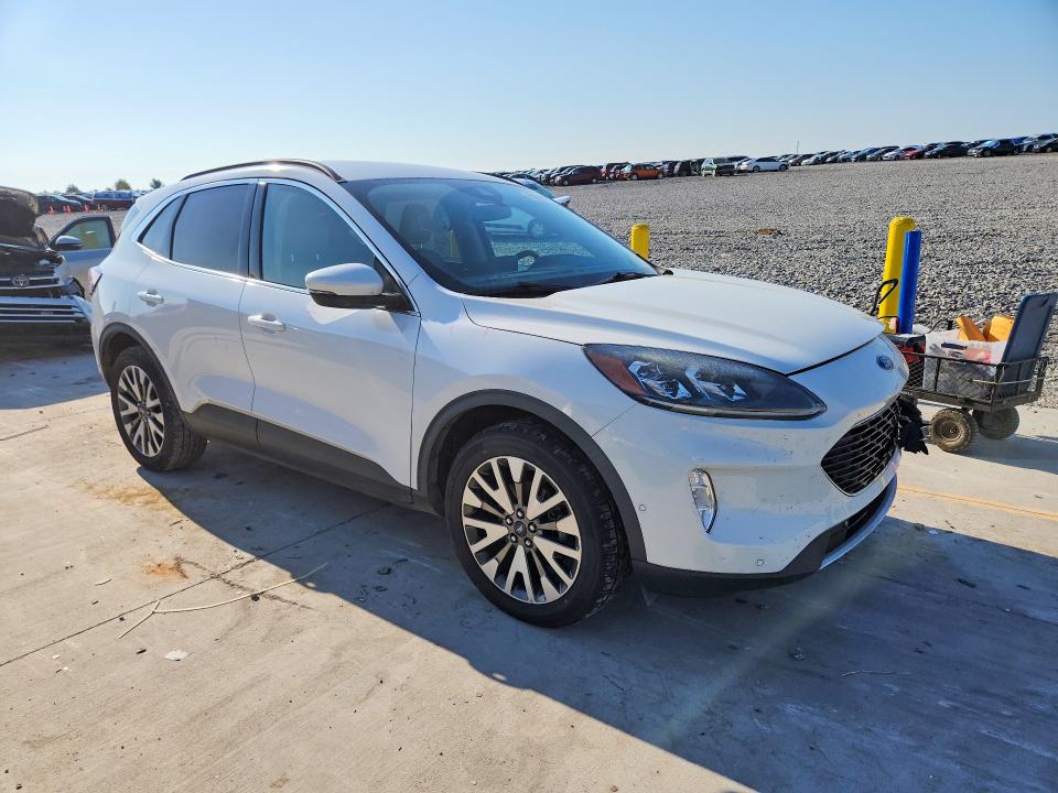 Продажа на аукционе авто 2020 Ford Escape, vin: 1FMCU9DZ2LUA12884, номер лота: 66896906