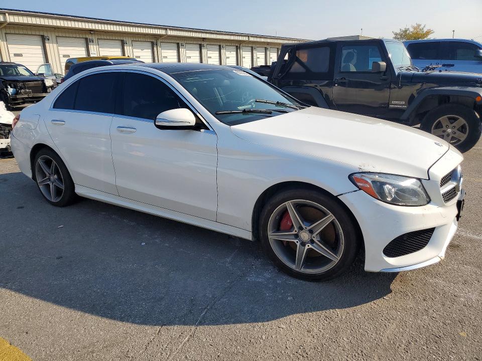 2015 Mercedes-benz C მანქანა იყიდება აუქციონზე, vin: 55SWF4KB1FU020992, აუქციონის ნომერი: 66258966