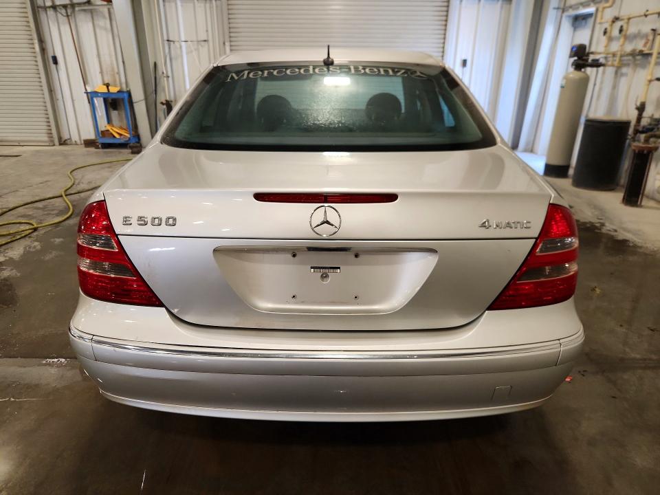 66483136 :رقم المزاد ، WDBUF83J65X169486 vin ، 2005 Mercedes-benz E مزاد بيع