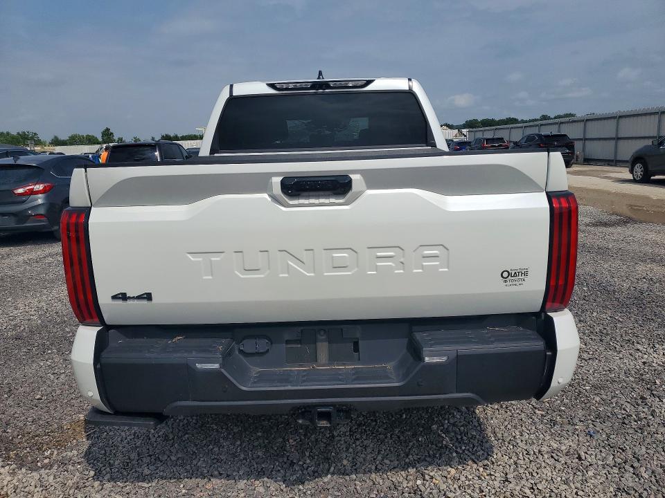 64314716 :رقم المزاد ، 5TFWC5DB3RX077394 vin ، 2024 Toyota Tundra مزاد بيع