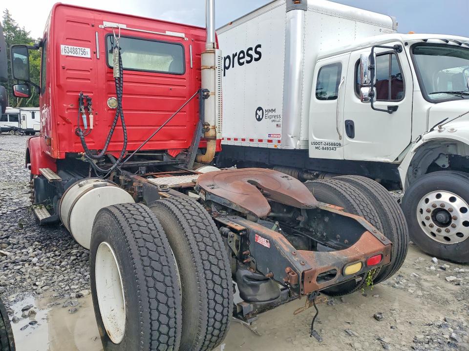 2005 Volvo Vn მანქანა იყიდება აუქციონზე, vin: 4V4M19GF75N372897, აუქციონის ნომერი: 63488756