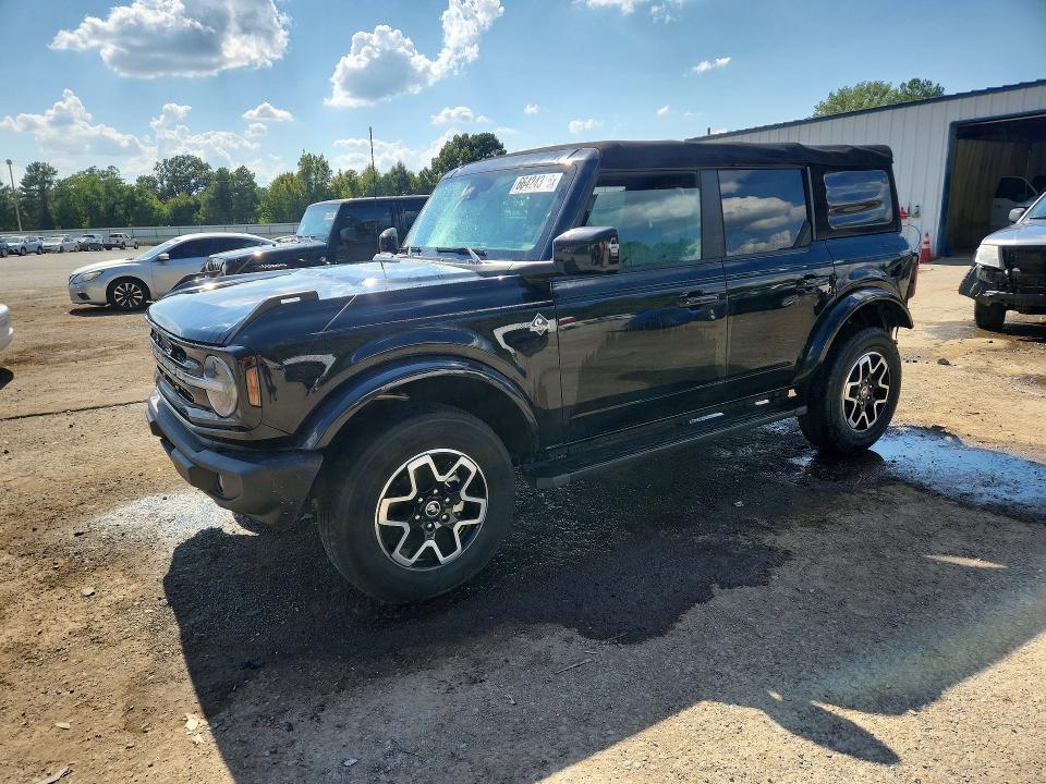 Продаж на аукціоні авто 2022 Ford Bronco, vin: 1FMDE5BH4NLB15169, номер лоту: 66424316