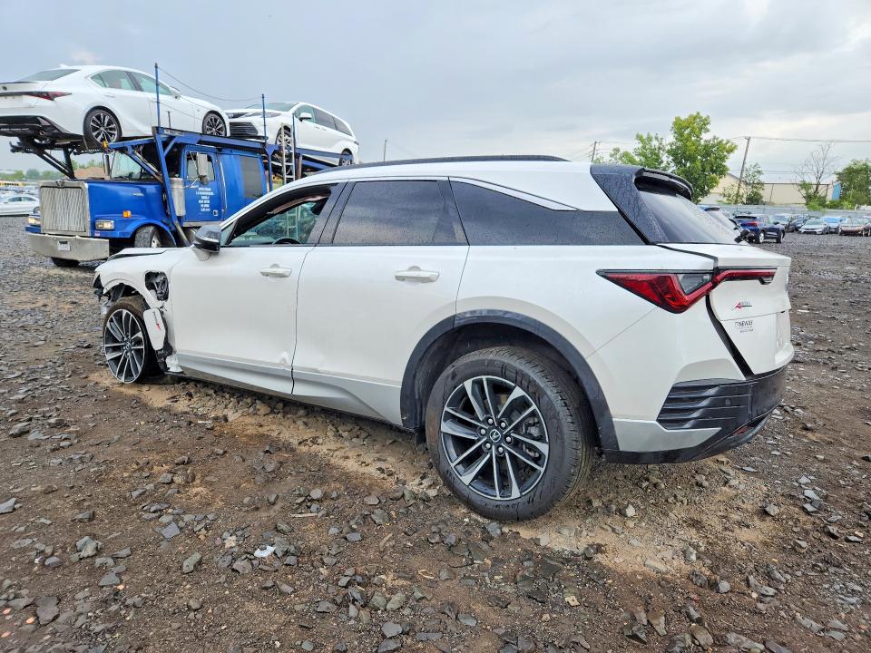 2024 Acura Zdx მანქანა იყიდება აუქციონზე, vin: 4W5KHNRL4RZ512447, აუქციონის ნომერი: 66254546