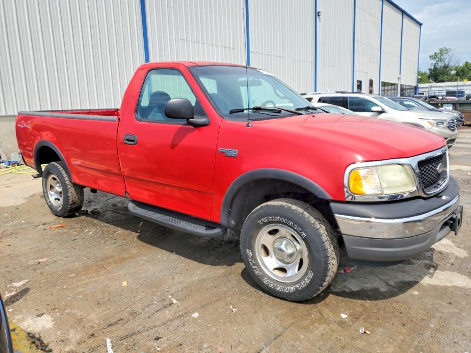 64118016 :رقم المزاد ، 1FTRF182X2NA33143 vin ، 2002 Ford F150 مزاد بيع