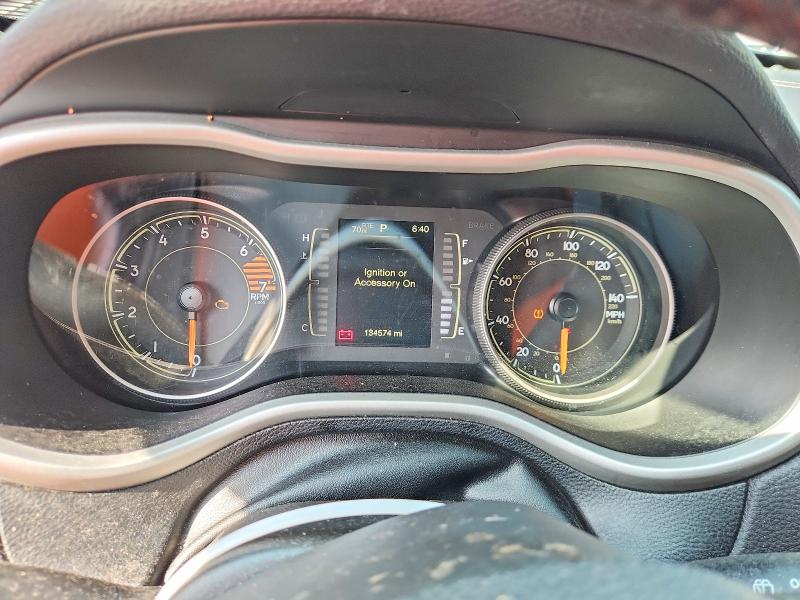 66931446 :رقم المزاد ، 1C4PJLLB5JD565008 vin ، 2018 Jeep Cherokee مزاد بيع