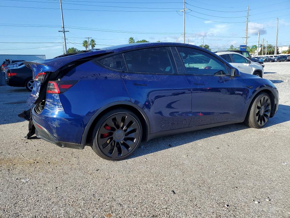 2022 Tesla Model Y მანქანა იყიდება აუქციონზე, vin: 7SAYGDEF7NF516001, აუქციონის ნომერი: 64219866