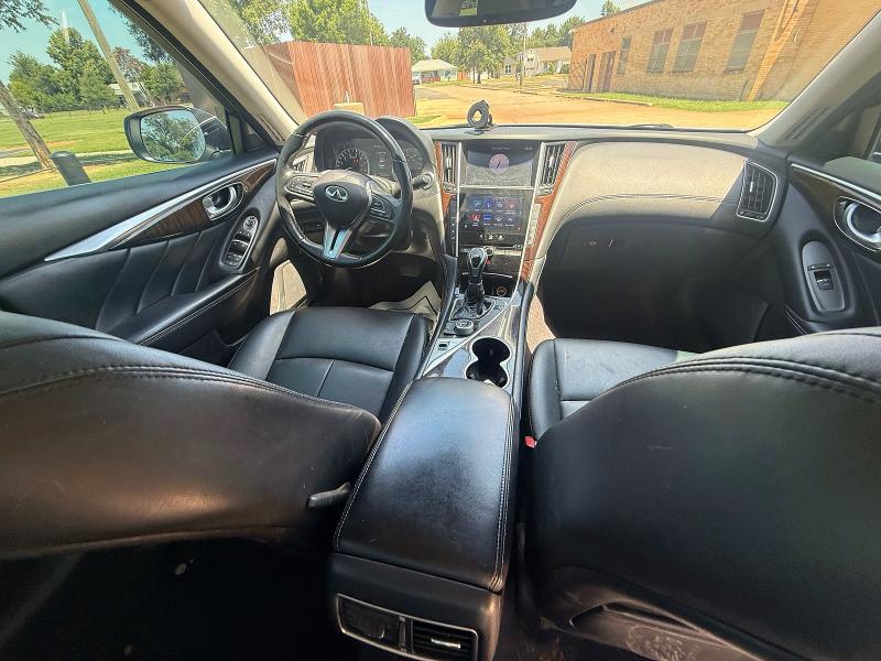 Продаж на аукціоні авто 2018 Infiniti Q50, vin: JN1EV7AR4JM440734, номер лоту: 64563356