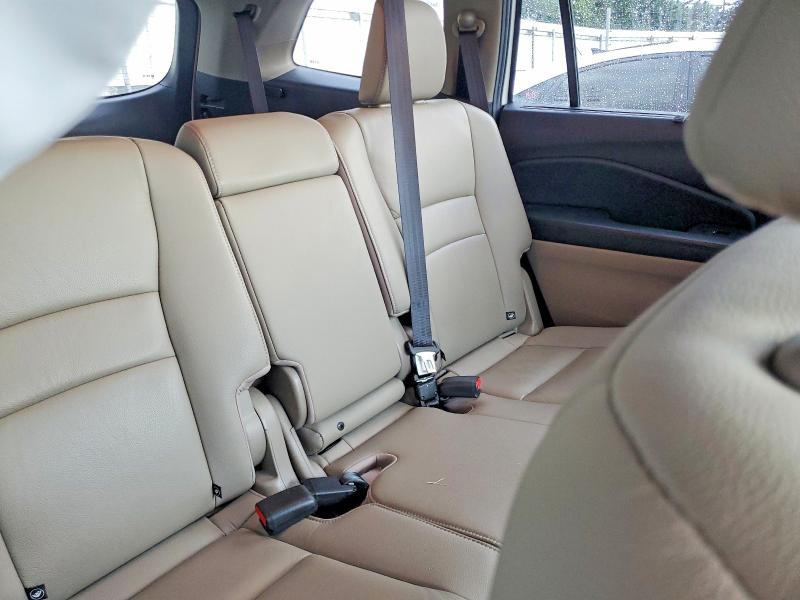 Auction sale of the 2019 Honda Pilot, vin: 5FNYF5H40KB011557, lot number: 64554996