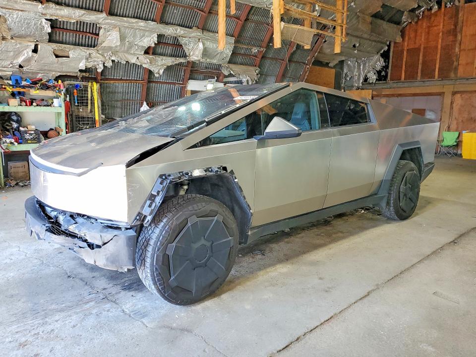 2024 Tesla Cybertruck მანქანა იყიდება აუქციონზე, vin: 7G2CEHED1RA043019, აუქციონის ნომერი: 64340536