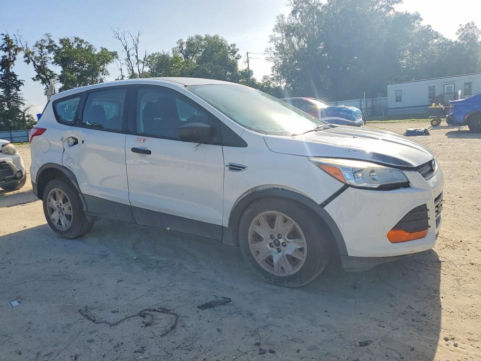 Продажа на аукционе авто 2016 Ford Escape, vin: 1FMCU0F73GUC73647, номер лота: 64134066