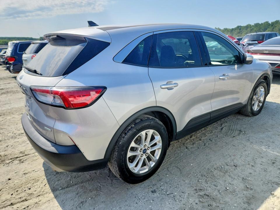 Продаж на аукціоні авто 2020 Ford Escape, vin: 1FMCU0G61LUB93358, номер лоту: 64631586