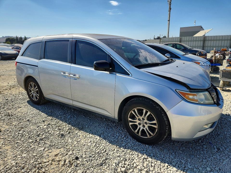 64973326 :رقم المزاد ، 5FNRL5H62CB130484 vin ، 2012 Honda Odyssey مزاد بيع