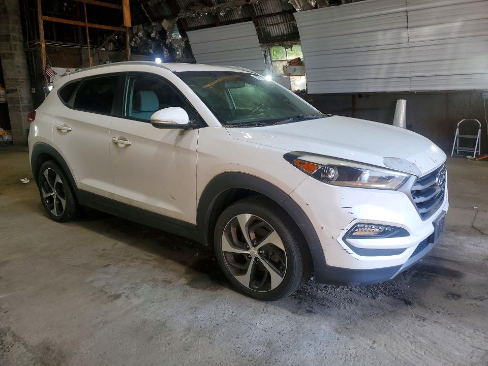 2016 Hyundai Tucson მანქანა იყიდება აუქციონზე, vin: KM8J3CA29GU093175, აუქციონის ნომერი: 64693586