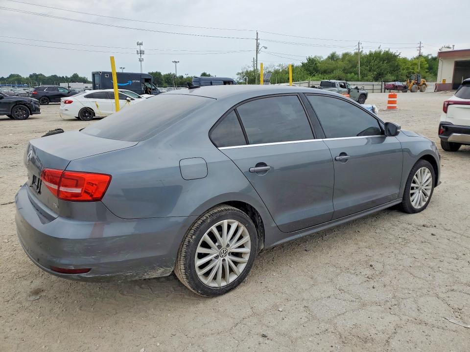 65350086 :رقم المزاد ، 3VWD07AJ3FM293364 vin ، 2015 Volkswagen Jetta مزاد بيع