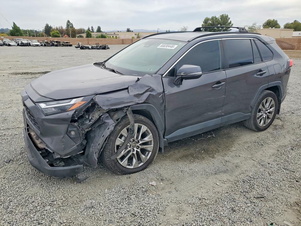 66830446 :رقم المزاد ، 2T3C1RFV6NC186858 vin ، 2022 Toyota Rav4 مزاد بيع