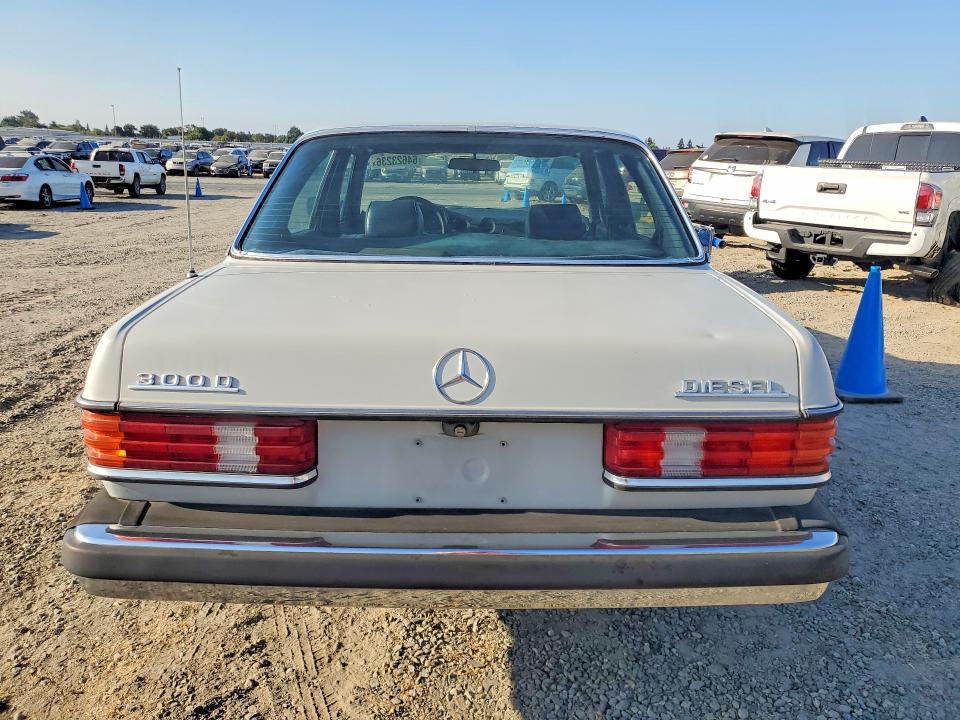 Продажа на аукционе авто 1980 Mercedes-benz 300d, vin: 12313012203116, номер лота: 64623236