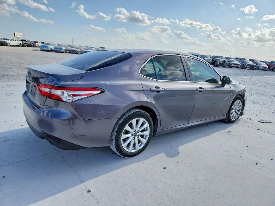 Aukcja sprzedaży 2018 Toyota Camry, vin: 4T1B11HK0JU020868, numer aukcji: 64152626