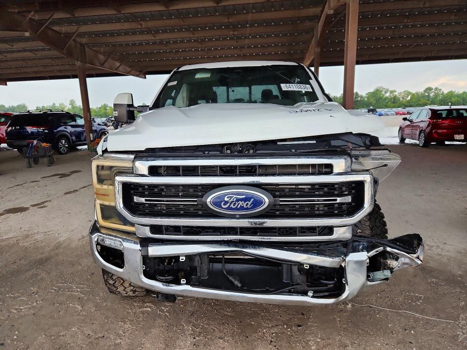 64110836 :رقم المزاد ، 1FT8W2BT7NEF45675 vin ، 2022 Ford F250 مزاد بيع