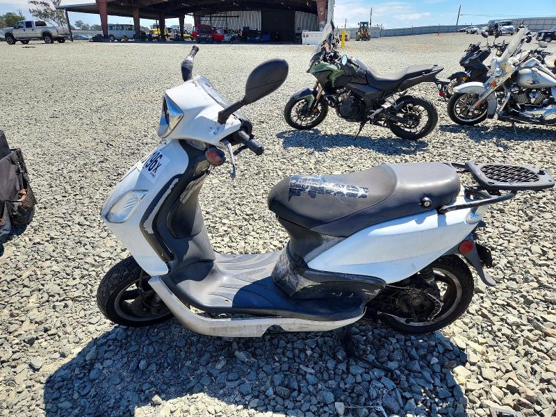 Продаж на аукціоні авто 2009 Piaggio Fly, vin: ZAPM578F394000311, номер лоту: 65033196