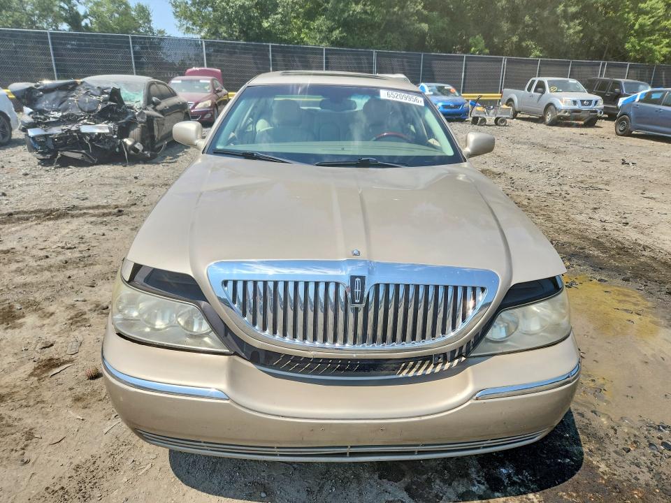 Продаж на аукціоні авто 2005 Lincoln Town Car, vin: 1LNHM82W25Y670645, номер лоту: 65209956