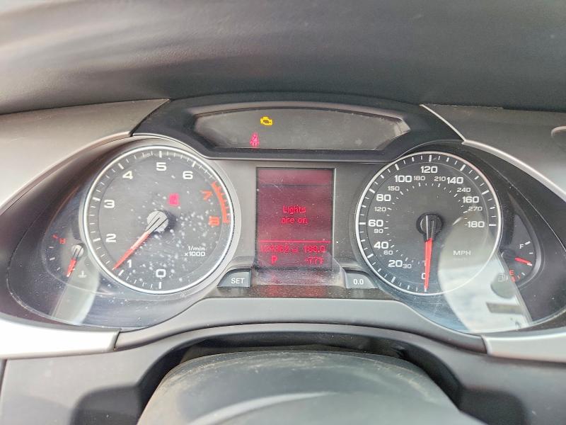 66957046 :رقم المزاد ، WAUAFAFL0BN030130 vin ، 2011 Audi A4 مزاد بيع