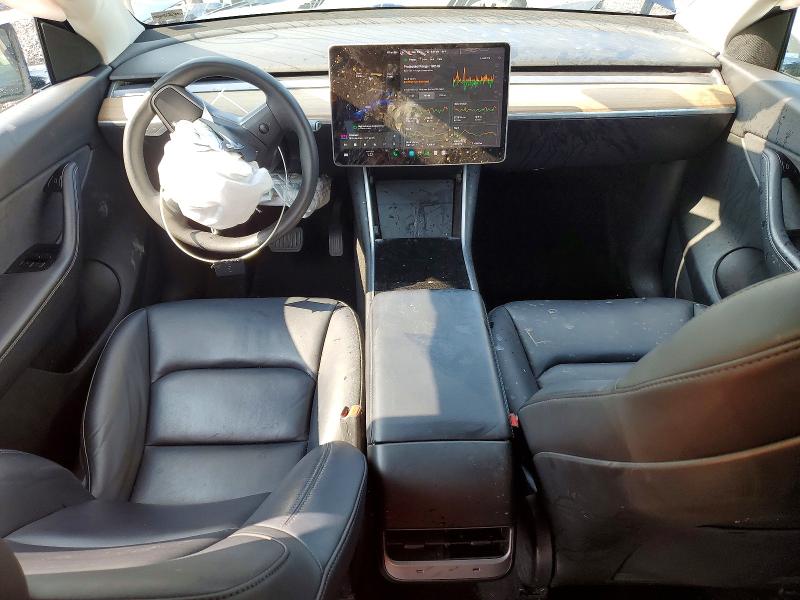 63863076 :رقم المزاد ، 5YJYGDEE5MF065914 vin ، 2021 Tesla Model Y مزاد بيع