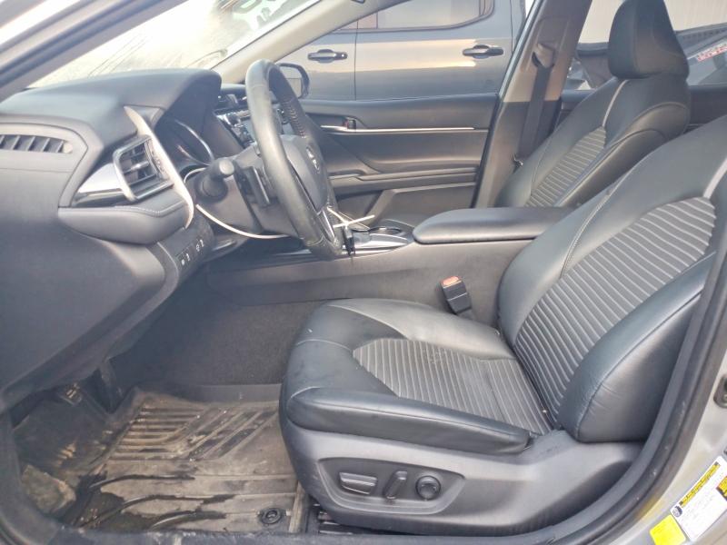 64757856 :رقم المزاد ، 4T1G11AK5LU863161 vin ، 2020 Toyota Camry مزاد بيع
