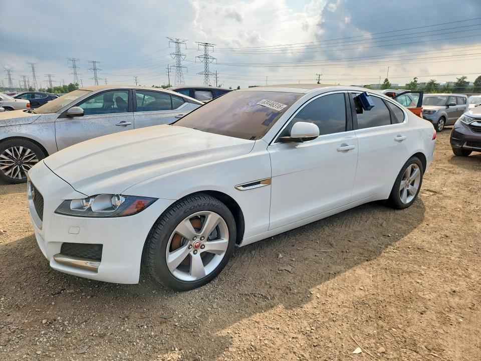 63446316 :رقم المزاد ، SAJBR4FX1JCY69492 vin ، 2018 Jaguar Xf مزاد بيع