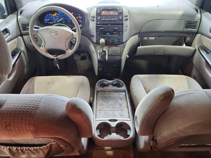 2010 Toyota Sienna მანქანა იყიდება აუქციონზე, vin: 5TDJK4CC2AS029087, აუქციონის ნომერი: 65208326