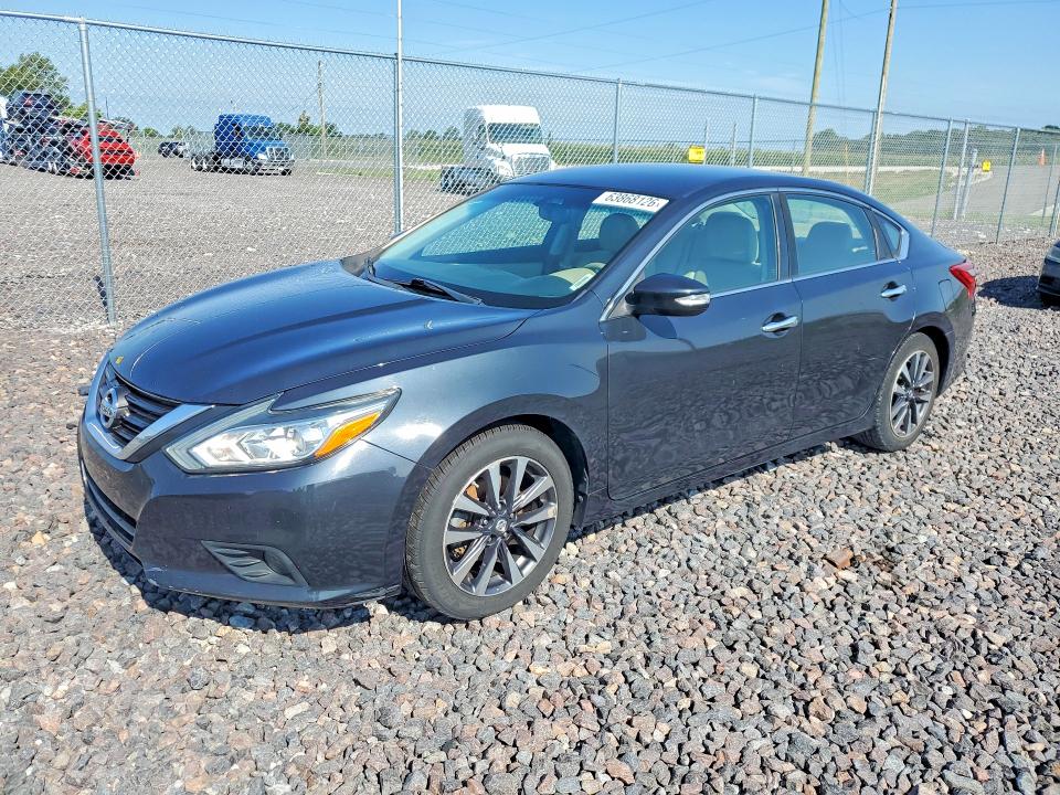Auction sale of the 2017 Nissan Altima, vin: 1N4AL3AP2HC170255, lot number: 63868126