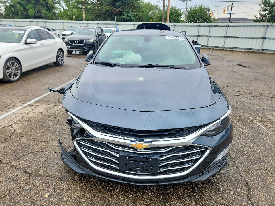 65338576 :رقم المزاد ، 1G1ZD5ST2KF146246 vin ، 2019 Chevrolet Malibu مزاد بيع