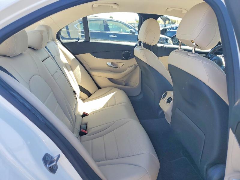 2017 Mercedes-benz C მანქანა იყიდება აუქციონზე, vin: 55SWF4JB9HU209989, აუქციონის ნომერი: 66778526
