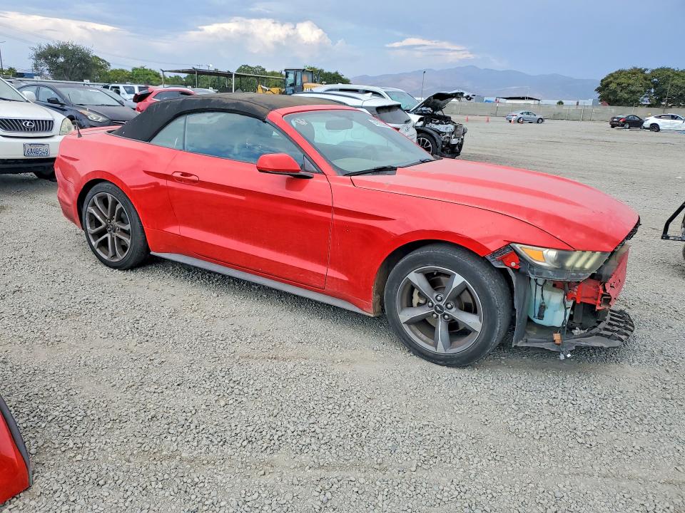 64225326 :رقم المزاد ، 1FATP8EMXF5331043 vin ، 2015 Ford Mustang مزاد بيع