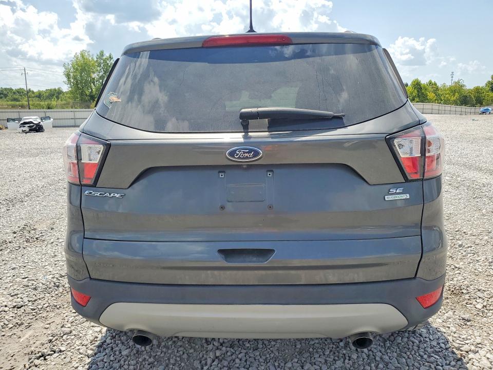 Продаж на аукціоні авто 2018 Ford Escape, vin: 1FMCU0GD5JUB40321, номер лоту: 65213056