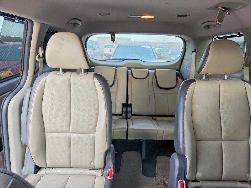 2018 Kia Sedona მანქანა იყიდება აუქციონზე, vin: KNDMB5C10J6425388, აუქციონის ნომერი: 64494176