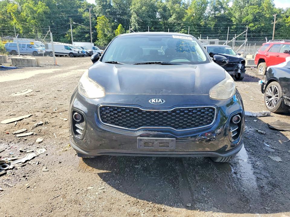 65732656 :رقم المزاد ، KNDPMCAC2H7121161 vin ، 2017 Kia Sportage مزاد بيع