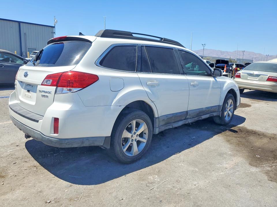 Продажа на аукционе авто 2013 Subaru Outback, vin: 4S4BRDLC2D2240958, номер лота: 62884356