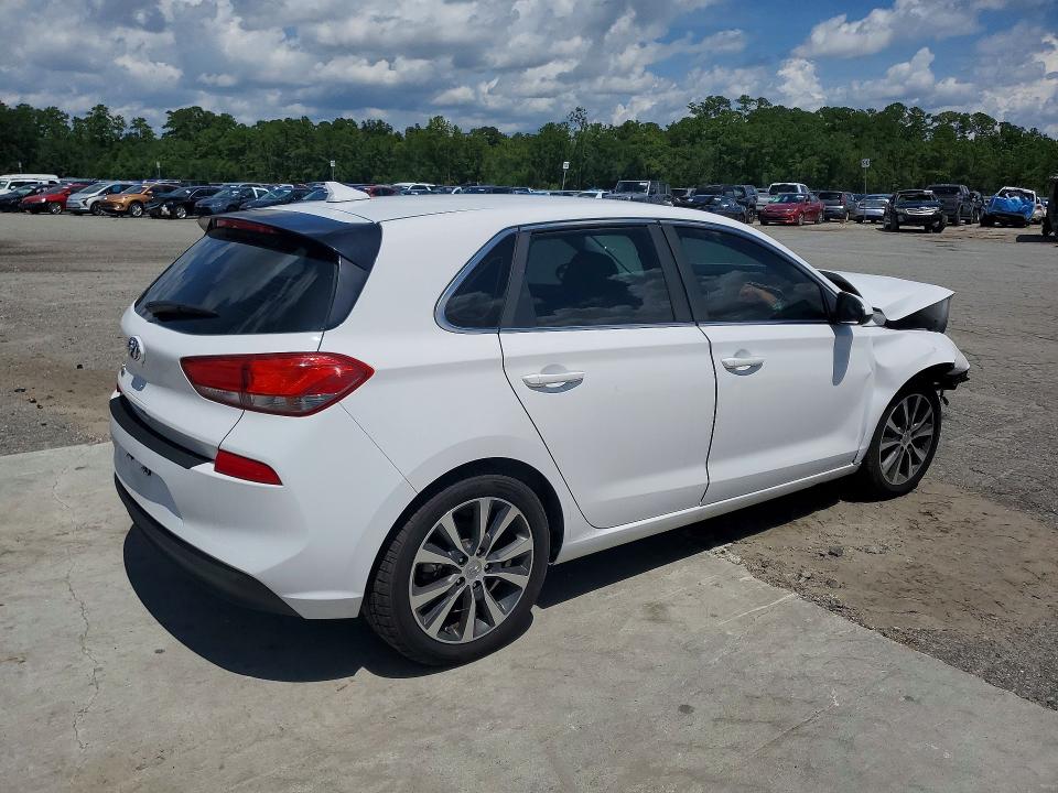Продаж на аукціоні авто 2018 Hyundai Elantra Gt, vin: KMHH35LE5JU018062, номер лоту: 64736876