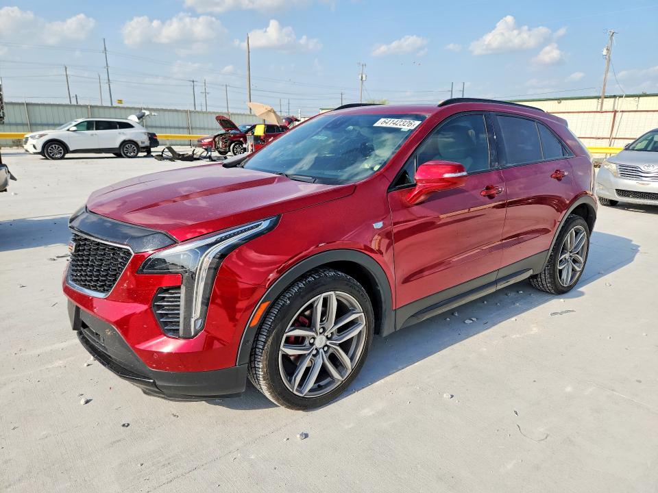 64142326 :رقم المزاد ، 1GYFZER43MF042517 vin ، 2021 Cadillac Xt4 مزاد بيع