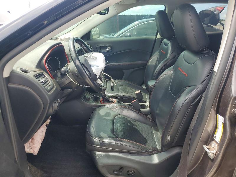 64547666 :رقم المزاد ، 3C5NJDDB7KT799268 vin ، 2019 Jeep Compass مزاد بيع