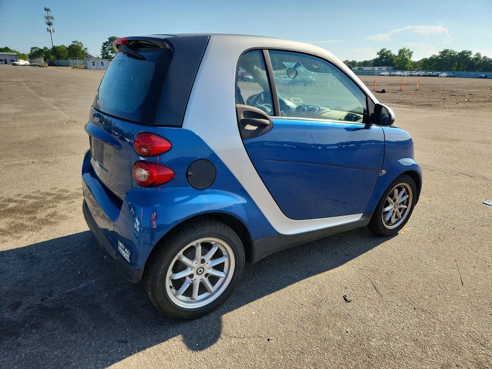 2009 Smart Fortwo მანქანა იყიდება აუქციონზე, vin: WMEEJ31X09K209502, აუქციონის ნომერი: 64312356