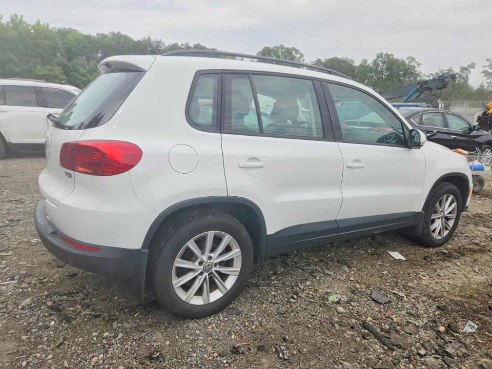 Продаж на аукціоні авто 2018 Volkswagen Tiguan Limited, vin: WVGAV7AX9JK003586, номер лоту: 65167786