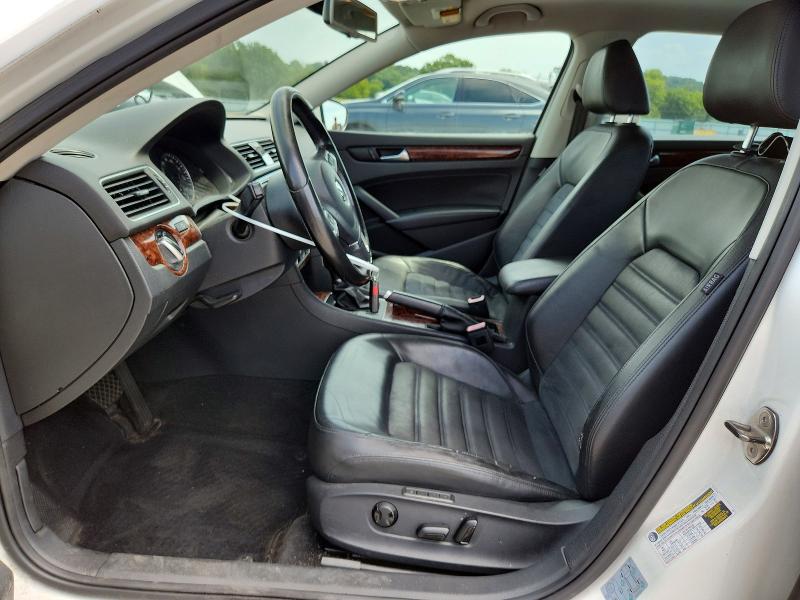 65867156 :رقم المزاد ، 1VWCH7A31CC100339 vin ، 2012 Volkswagen Passat مزاد بيع
