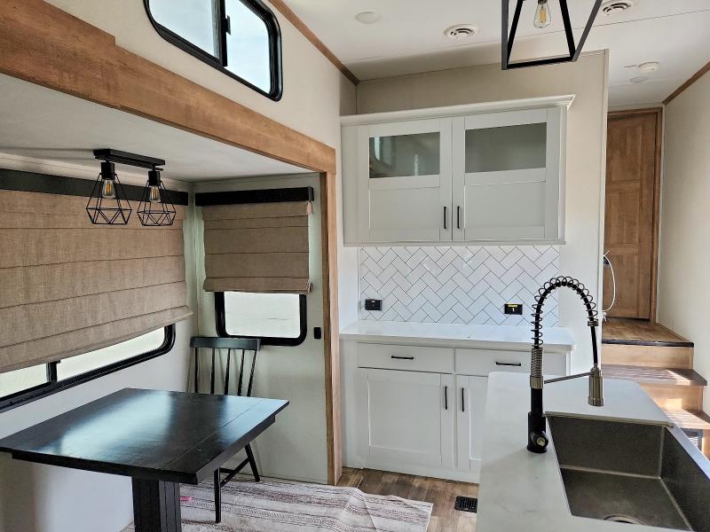 2022 Keystone Arcadia 3940 Lt მანქანა იყიდება აუქციონზე, vin: 4YDFART29NL551152, აუქციონის ნომერი: 62931356